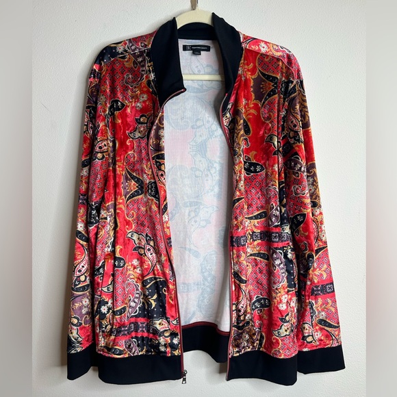INC International Concepts Red Black Paisley Bomber Jacket Velvet Hip Hop Lux - Picture 3 of 10